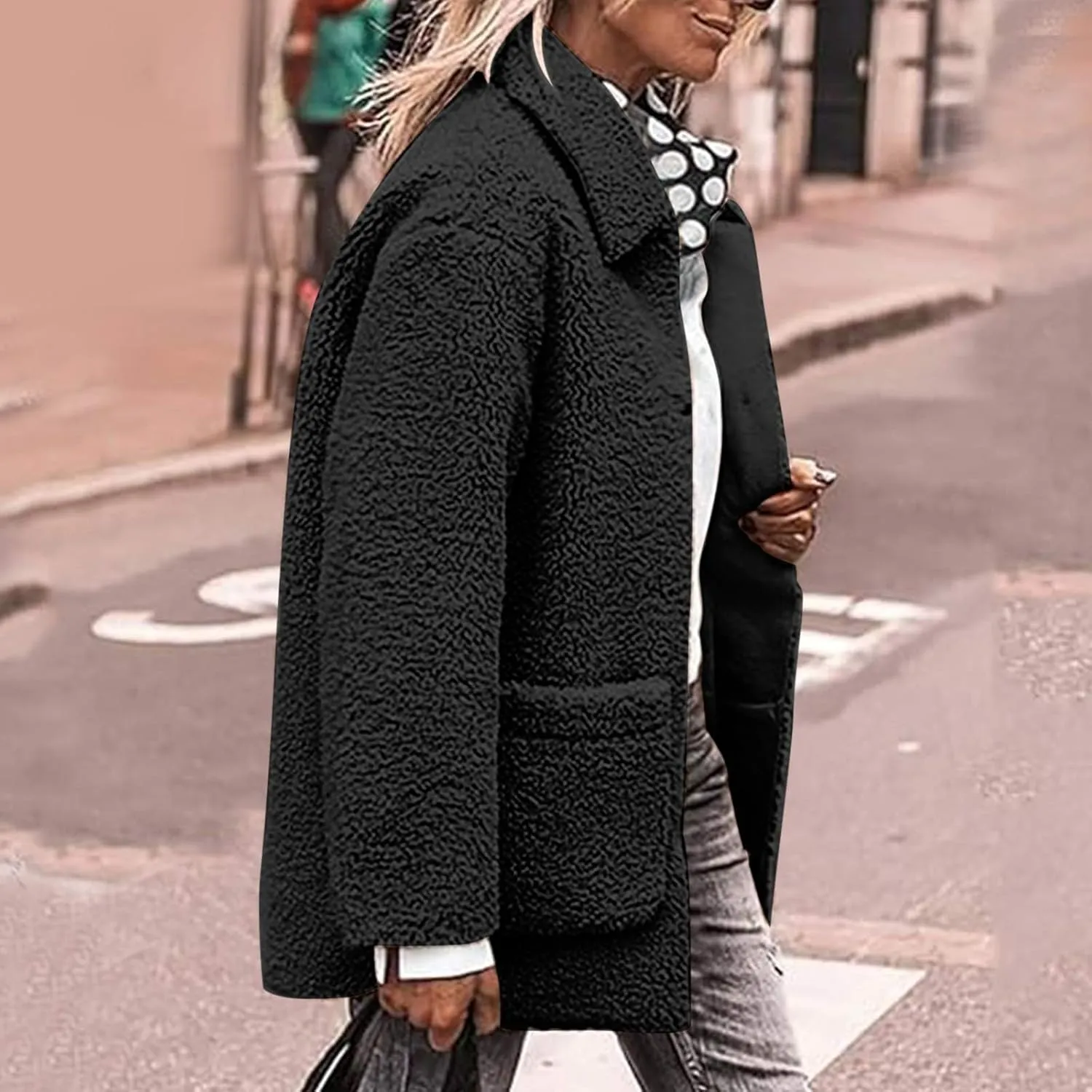 Fuzzy Fleece Jacket for Women Plus Size Button Down Lapel Sherpa Coats with Pocket Fluffy Winter Outerwear Warm Coat