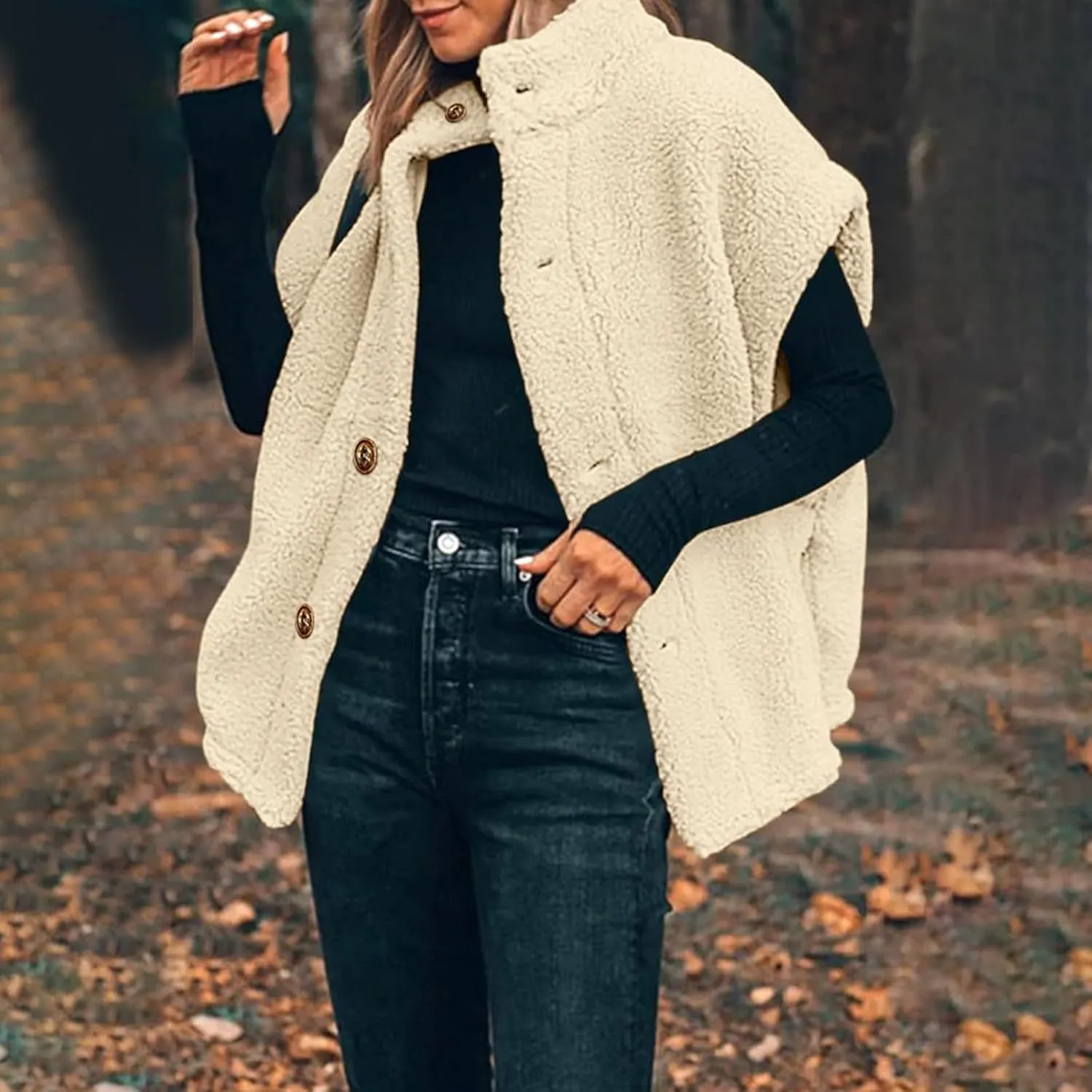 Womens Fleece Vest Casual Oversized Button Down Sherpa Vest Stand Collar Sleeveless Fuzzy Jackets with Pockets