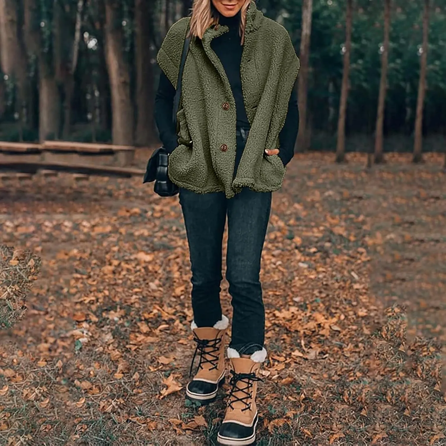 Womens Fleece Vest Casual Oversized Button Down Sherpa Vest Stand Collar Sleeveless Fuzzy Jackets with Pockets