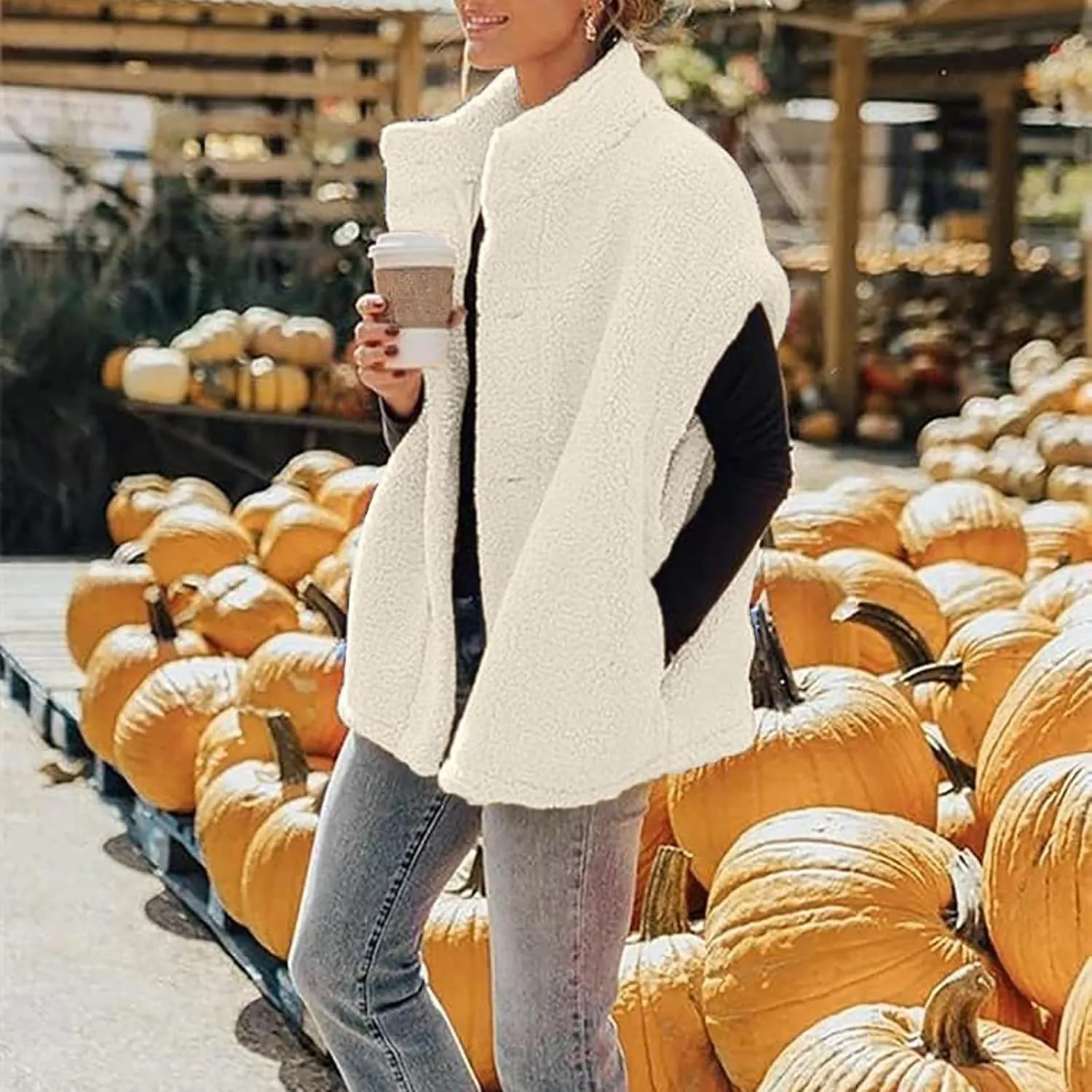 Womens Fleece Vest Casual Oversized Button Down Sherpa Vest Stand Collar Sleeveless Fuzzy Jackets with Pockets
