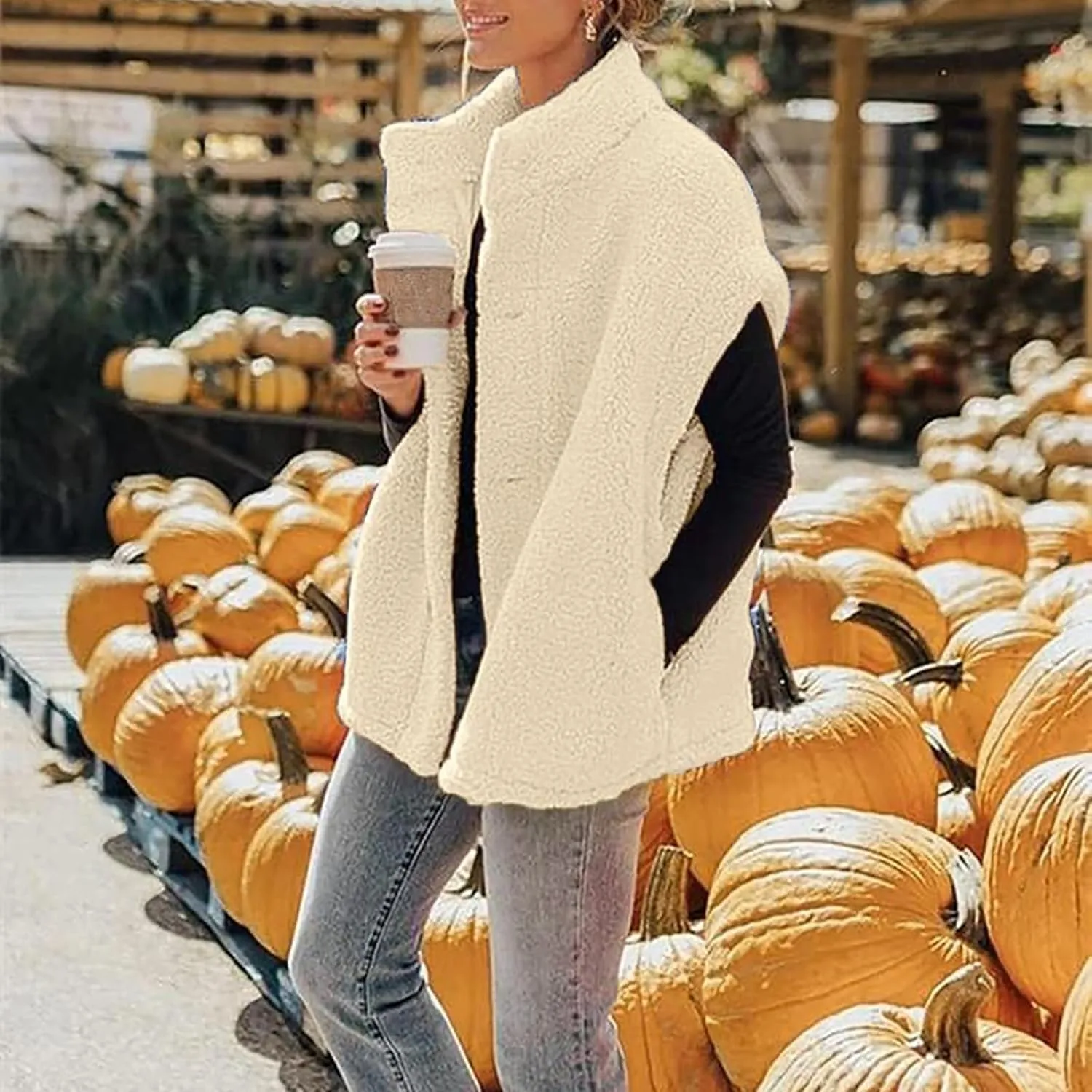 Womens Fleece Vest Casual Oversized Button Down Sherpa Vest Stand Collar Sleeveless Fuzzy Jackets with Pockets