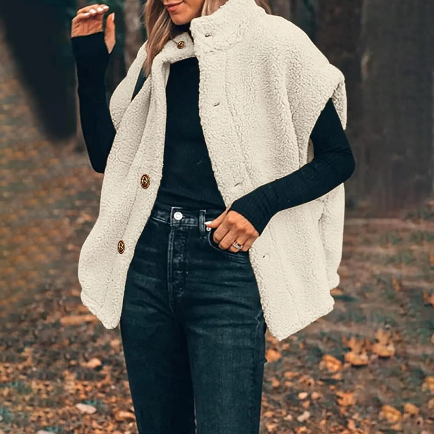 Womens Fleece Vest Casual Oversized Button Down Sherpa Vest Stand Collar Sleeveless Fuzzy Jackets with Pockets