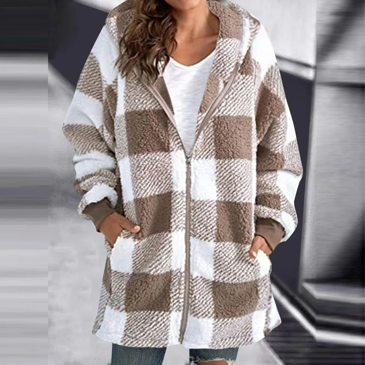 Women's Plaid Lined Hooded Jacket With Pocket Zip Up Oversized Fuzzy Coat Checkered Flannel Hoodie Thick Plush Outerwear